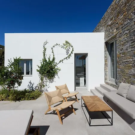 Iparenia Χρυσή Ακτή